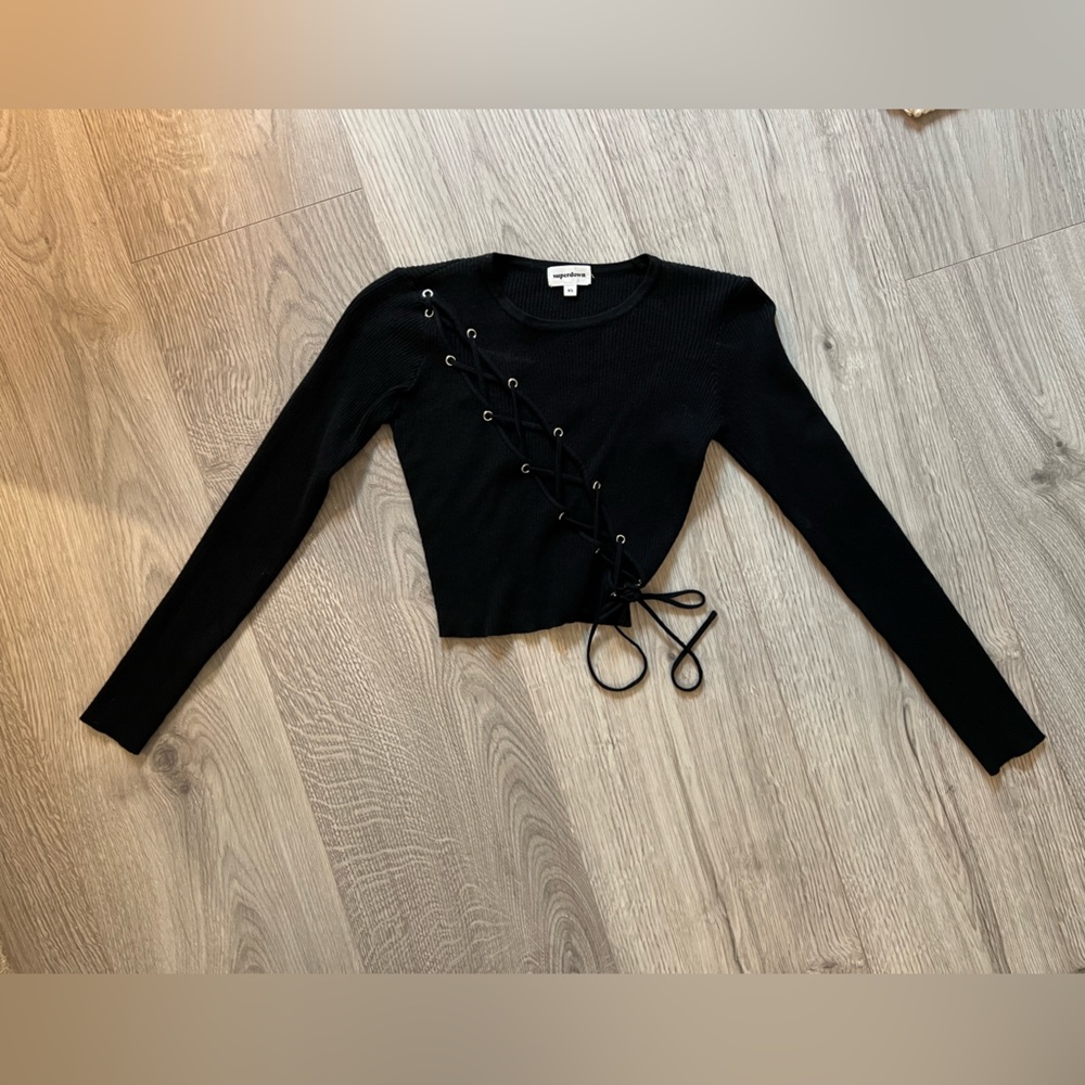 BNWOT Revolve Superdown Tina Lace Up Sweater - Picture 4 of 7